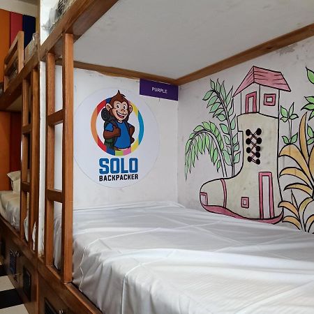 Hostel Solo Backpacker Mumbai Exterior foto